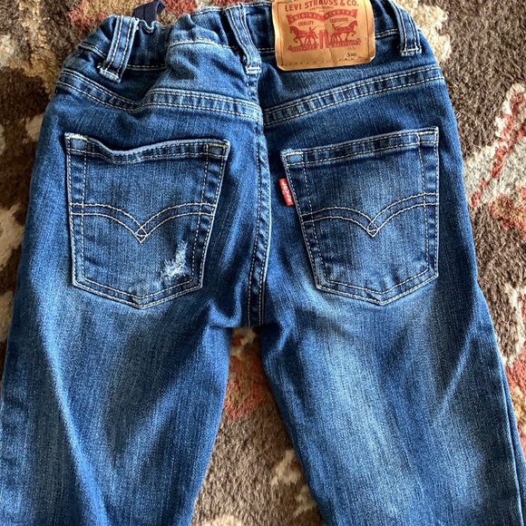 Size 5 Levi’s and GAP - Picture 4 of 4